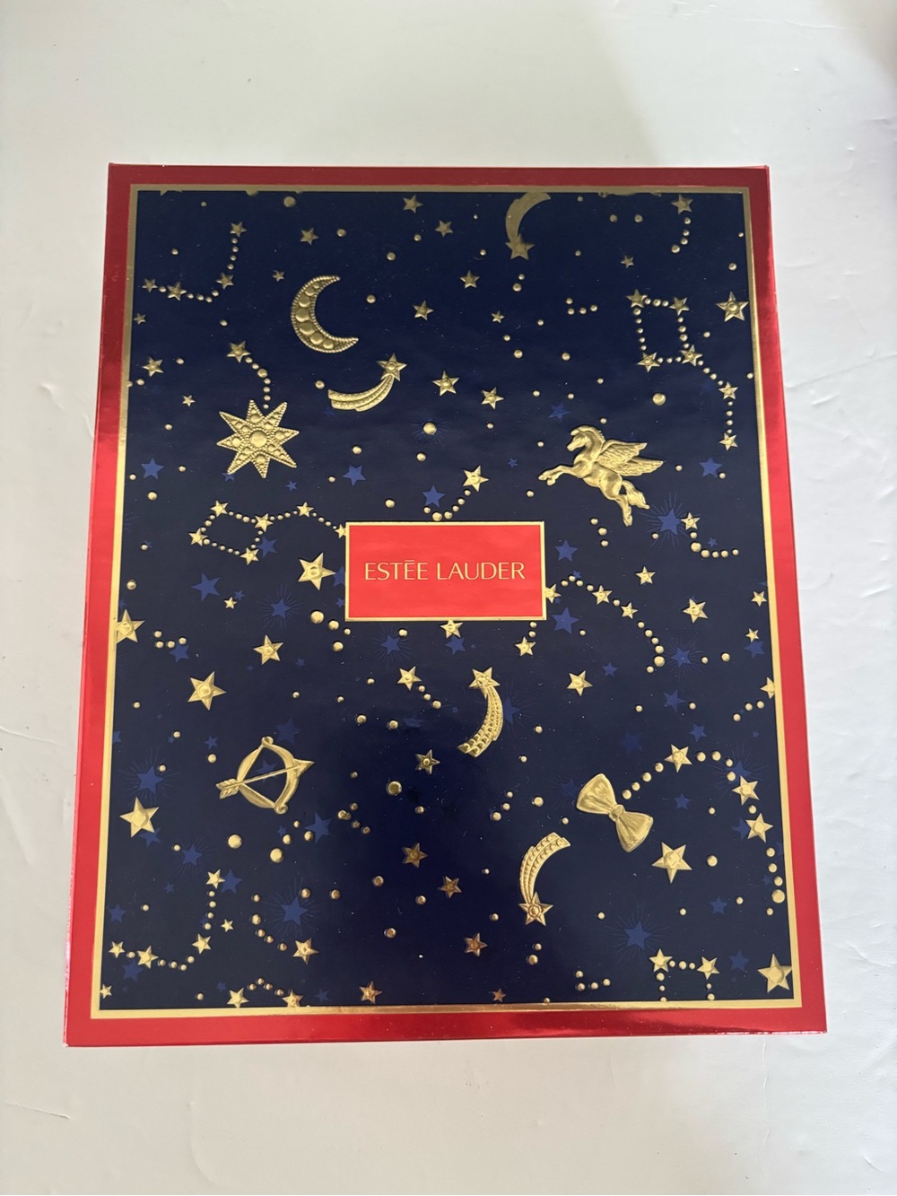 Estee Lauder Youth‑Dew Gift Set - White & Dark Brown with Gold Accents - Picture 2 of 3